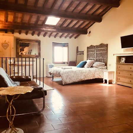 Fireflies Apartment Monte Petriolo Luaran gambar