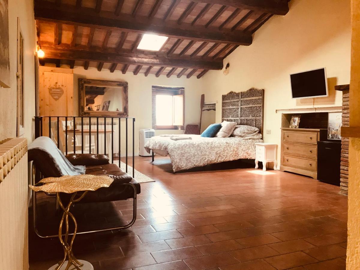 Fireflies Apartment Monte Petriolo Luaran gambar