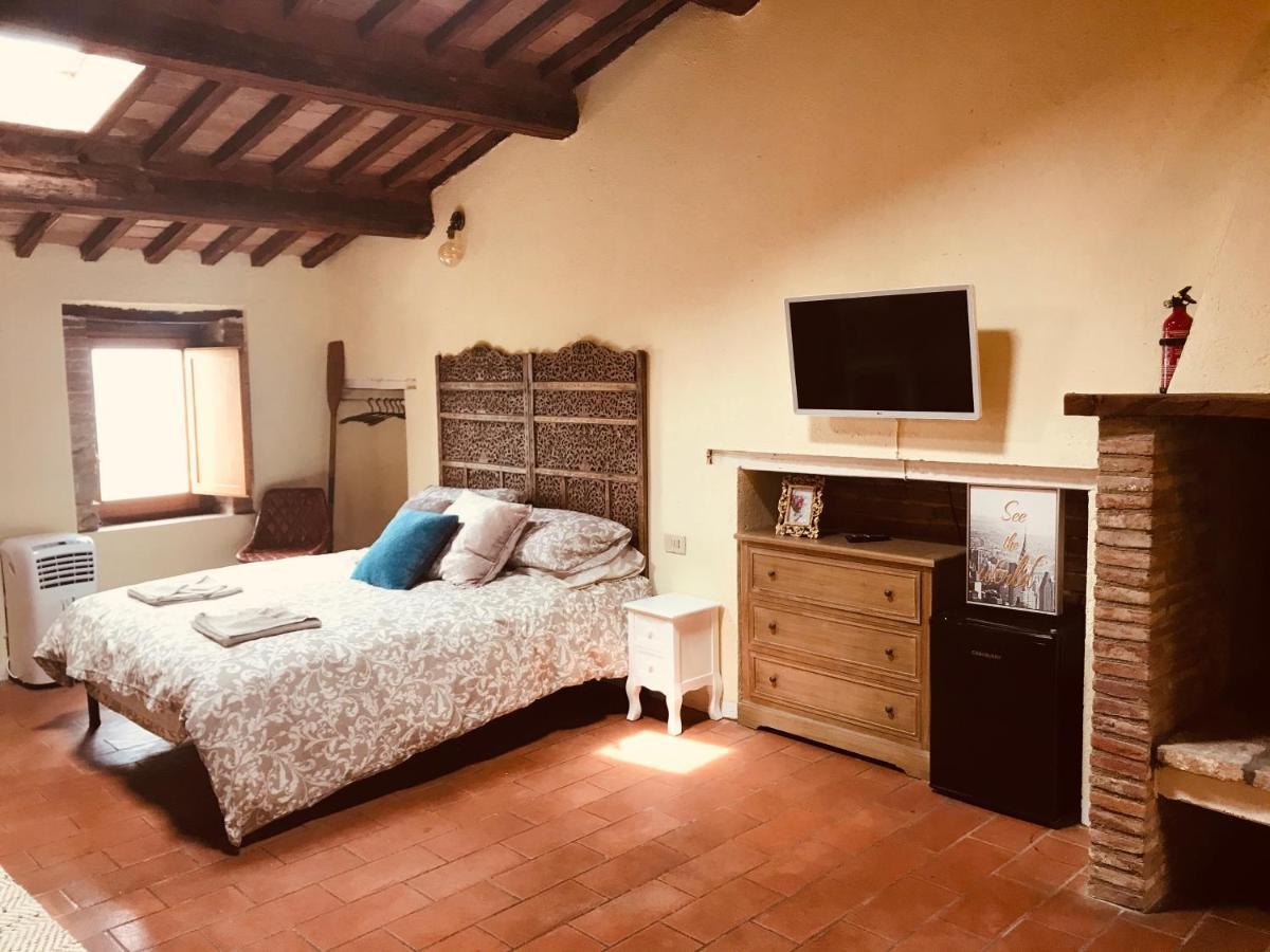 Fireflies Apartment Monte Petriolo Luaran gambar